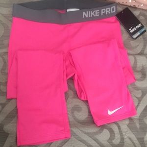 Girls XL Nike Dri-fit Capris